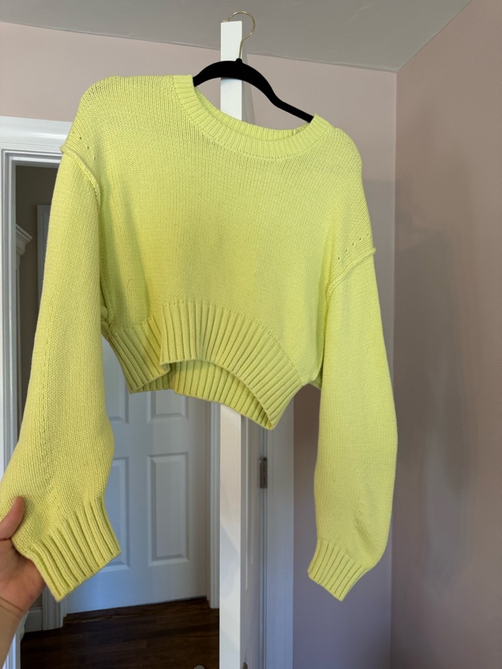 Urban Outfitters Cropped Crewneck Sweater in Lemon